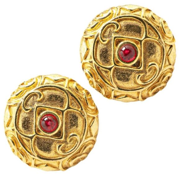 CHANEL Red Rhinestone Round Clip-On Earrings Gold Tone Auth #4678 - Picture 1 of 4